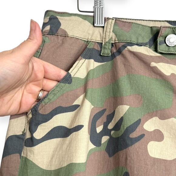 Almost Famous Wide Leg Camouflage Stretch Cotton Cargo Pants Women's Size XL - Picture 7 of 10